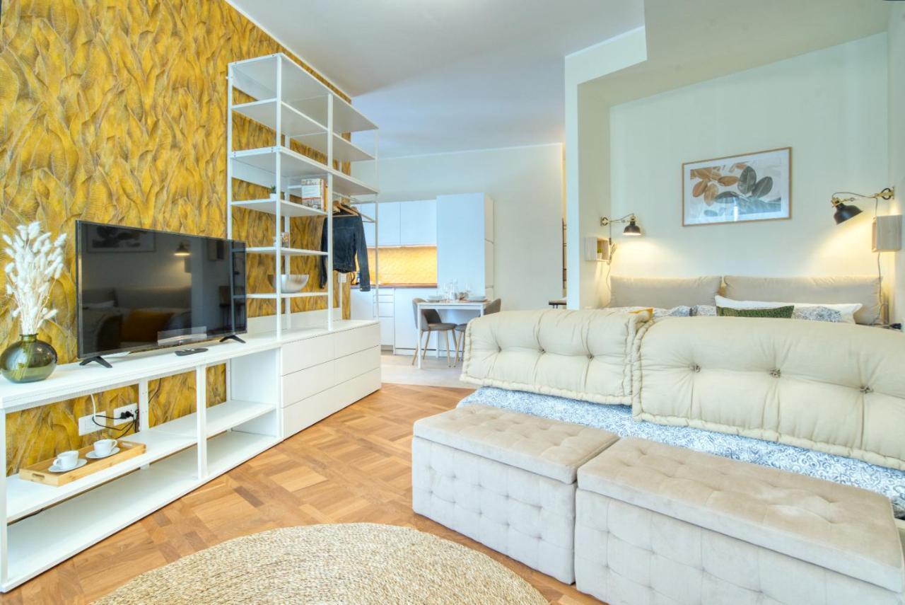 Caseospitali - Casa Mary Lou, Romantico Monolocale Ristrutturato Panoramico Appartement Milaan